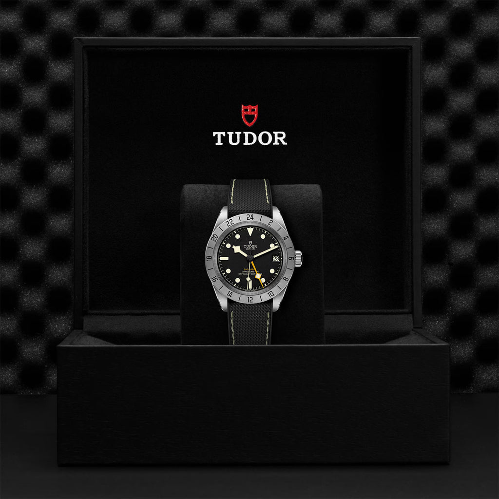 Tudor Black Bay Pro 39mm Steel Case Hybrid Rubber And Leather Strap