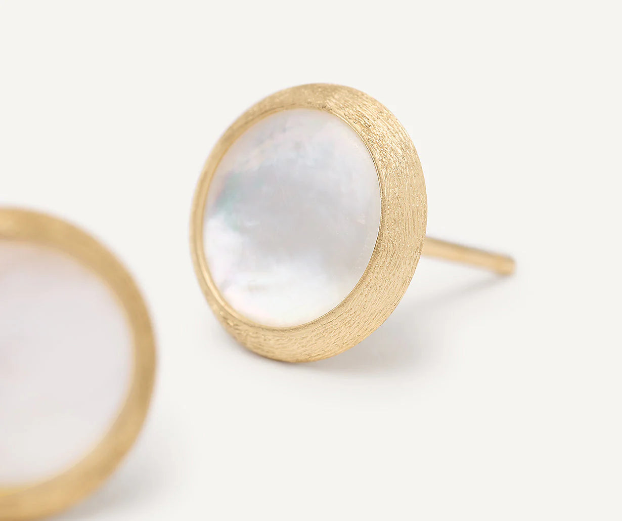 JAIPUR COLOR  18K Yellow Gold Mother of Pearl Stud Earrings