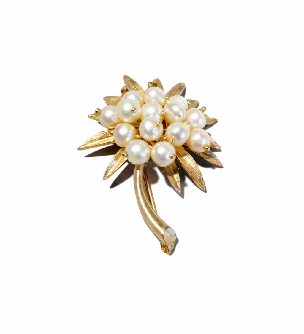 Pearl and Gold Daisy Brooch