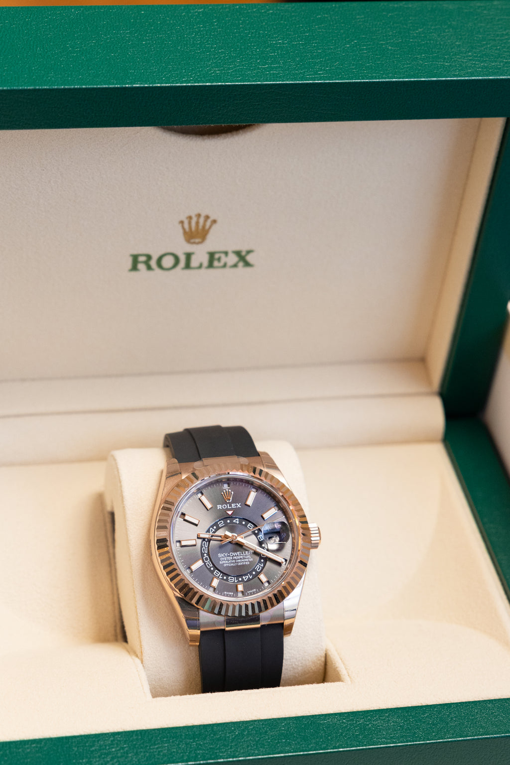 Rolex Sky-Dweller with Everose gold, Oysterflex band