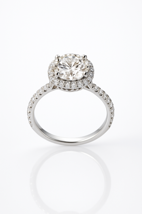 Diamond Engagenent  Ring with diamond halo