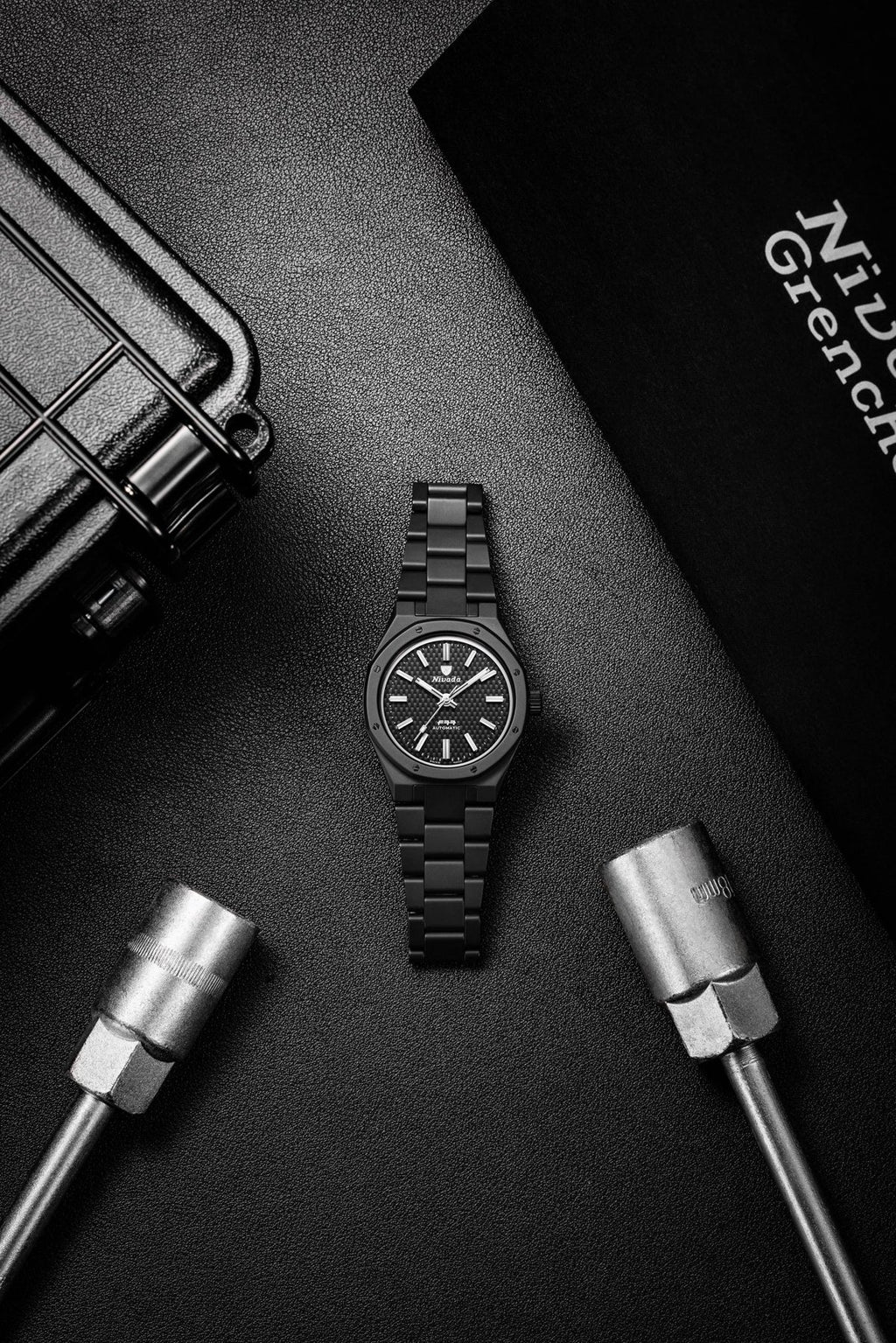 F77 BLACK CERAMIC BRAIDED DIAL - 37MM