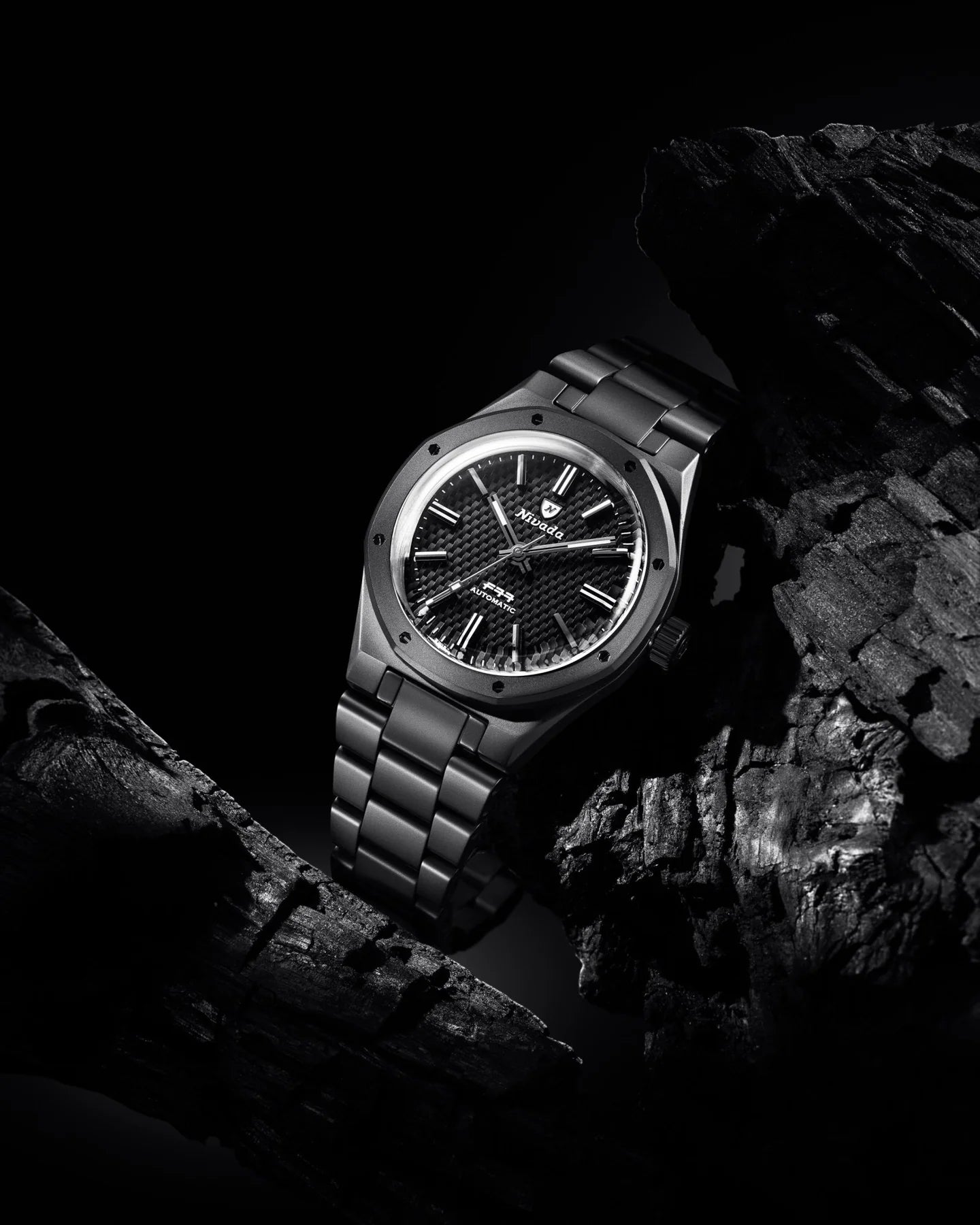 F77 BLACK CERAMIC BRAIDED DIAL - 37MM