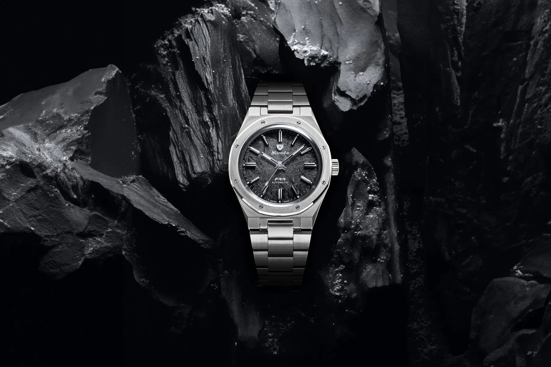 F77 STAINLESS STEEL METEORITE - 37MM